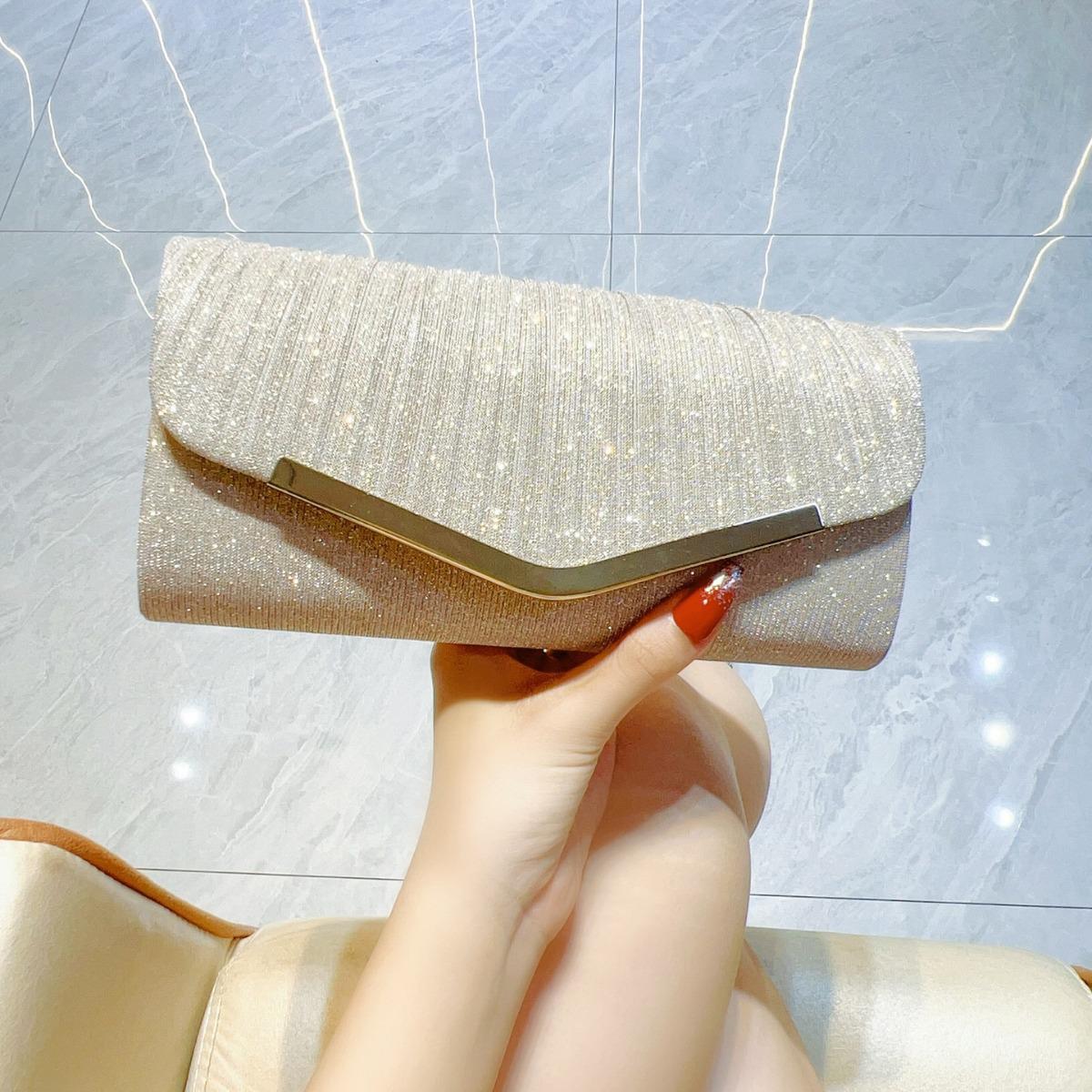 

Pleated Crossbody Evening Clutch Bag with Chain for Parties and Banquets