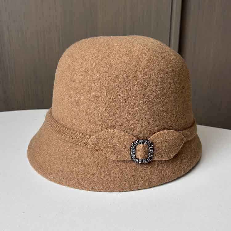 Small Brim Celebrity Temperament Retro Wool Top Hat Diamond Buckle British Fashion Autumn And Winter Thermal Basin Hat Women'S New Knitted Hat