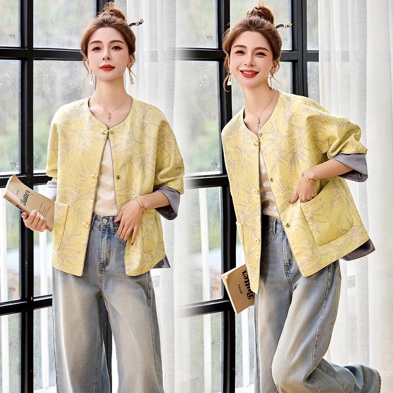 2025 Spring Women's Jacquard Round Neck Top - Chinese National Style Fashion Outerwear