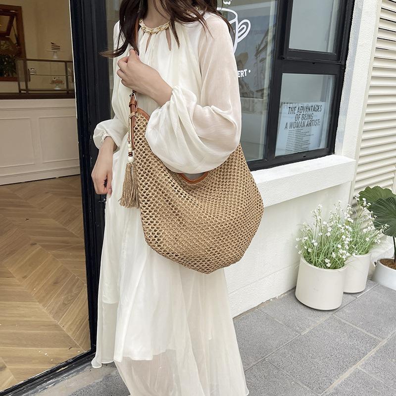 Popular Bags Women's New Straw Bags Large Capacity Fashion Simple Vacation Commuter Underarm Tote Bag