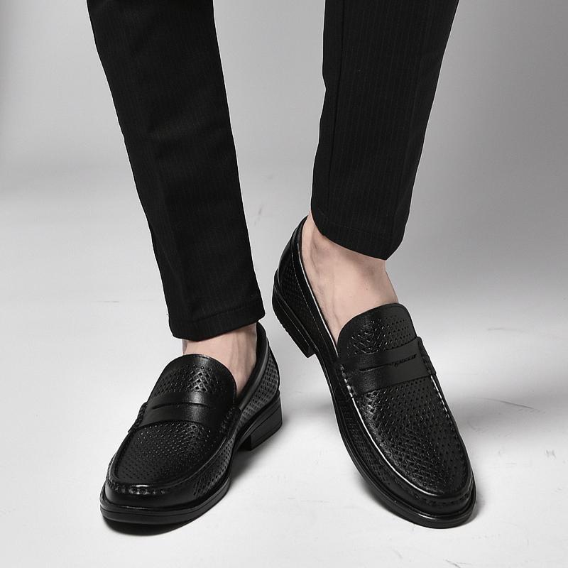 Fashion Classic Male Comfortable Loafers Casual Shoes Slip-On Walking Shoes Hollow Out Luxury Business Flats Genuine Leather Mens Shoes