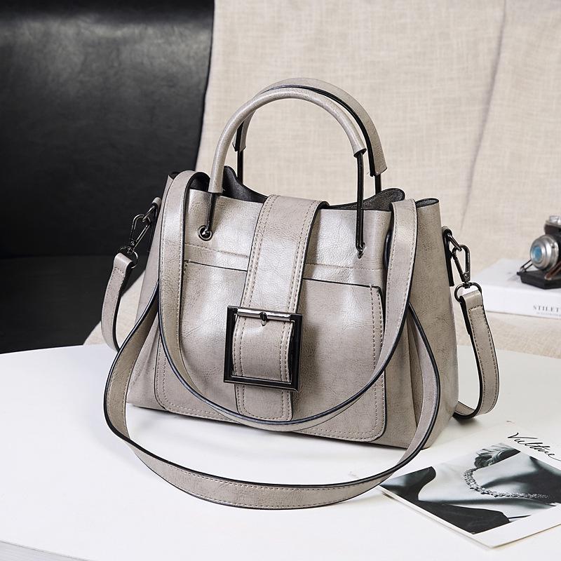 Fashion Large Capacity Women's Spring and Summer Easy To Match Vintage Oil Wax Leather Shoulder Bag Oblique Span Bag