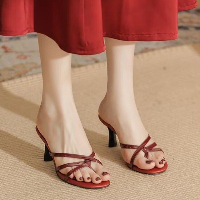 

High-heeled Slippers Women s Summer New Thin Heel Outward Wear Toe Sandals and Slippers One-line Strap Beautiful Sandals 35 червоний