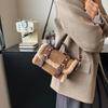 2025 new fashion trend handbag 2025 winter new foreign style plush small square bag shoulder bag