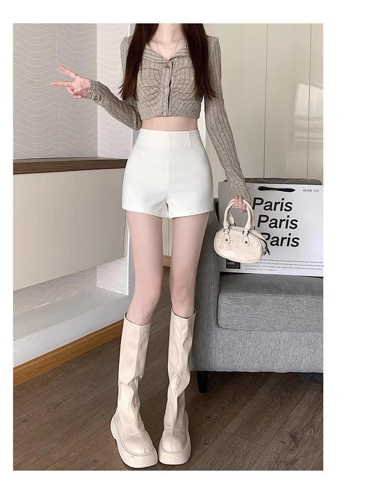 Women's High-Waist Slimming Black Shorts for Spring/Summer 2024 - Petite Fit