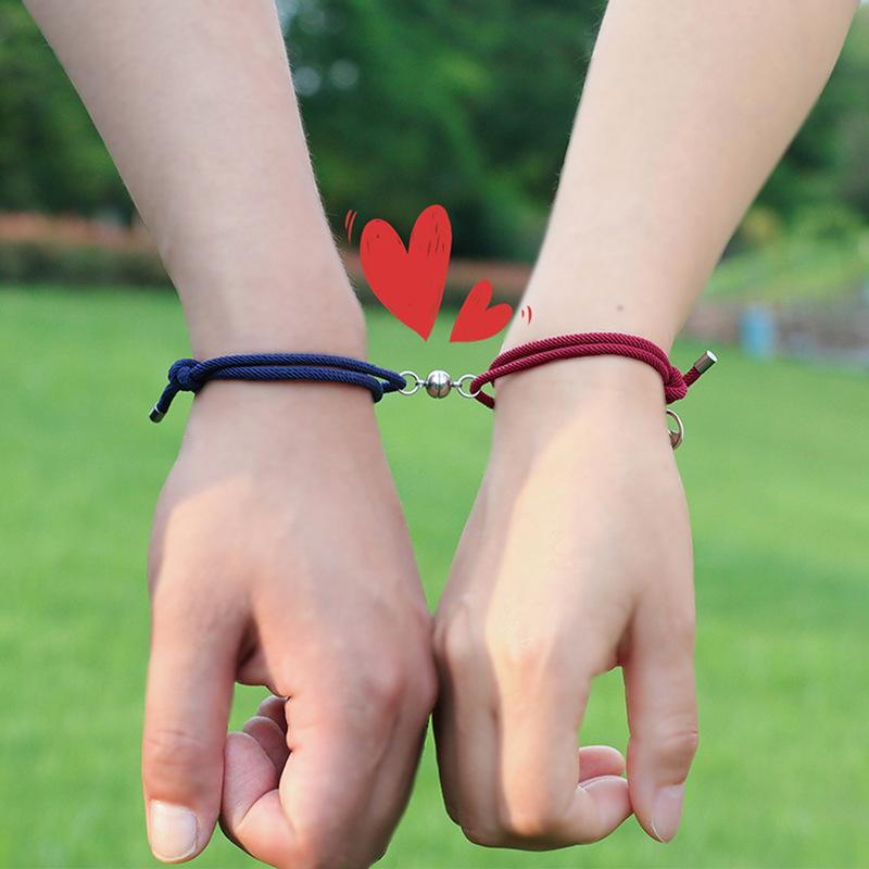 2pcs Mountain Alliance Each Other Couple Red Rope Bracelets a Pair of Magnet Stone Girlfriends Gift Braided Rope Jewelry
