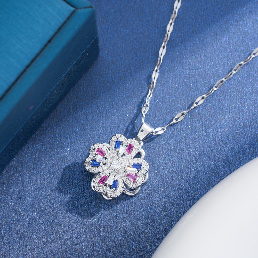 Rotatable Four Leaf Flower Necklace Women European American Style 360 Degree Collarbone Chain Niche Fashion Jewelry Gift