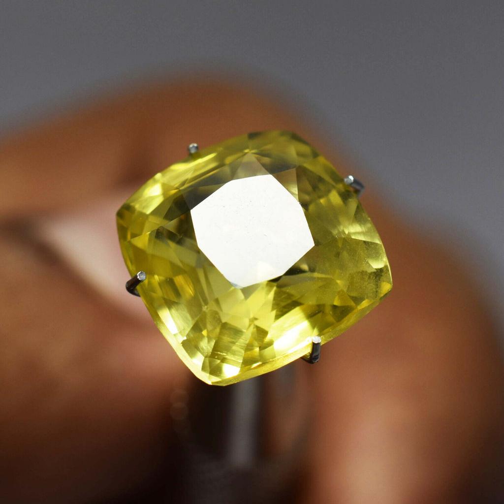 8.56 Ct Natural Square Shape Yellow Sapphire Loose Gemstones Certified For Gift