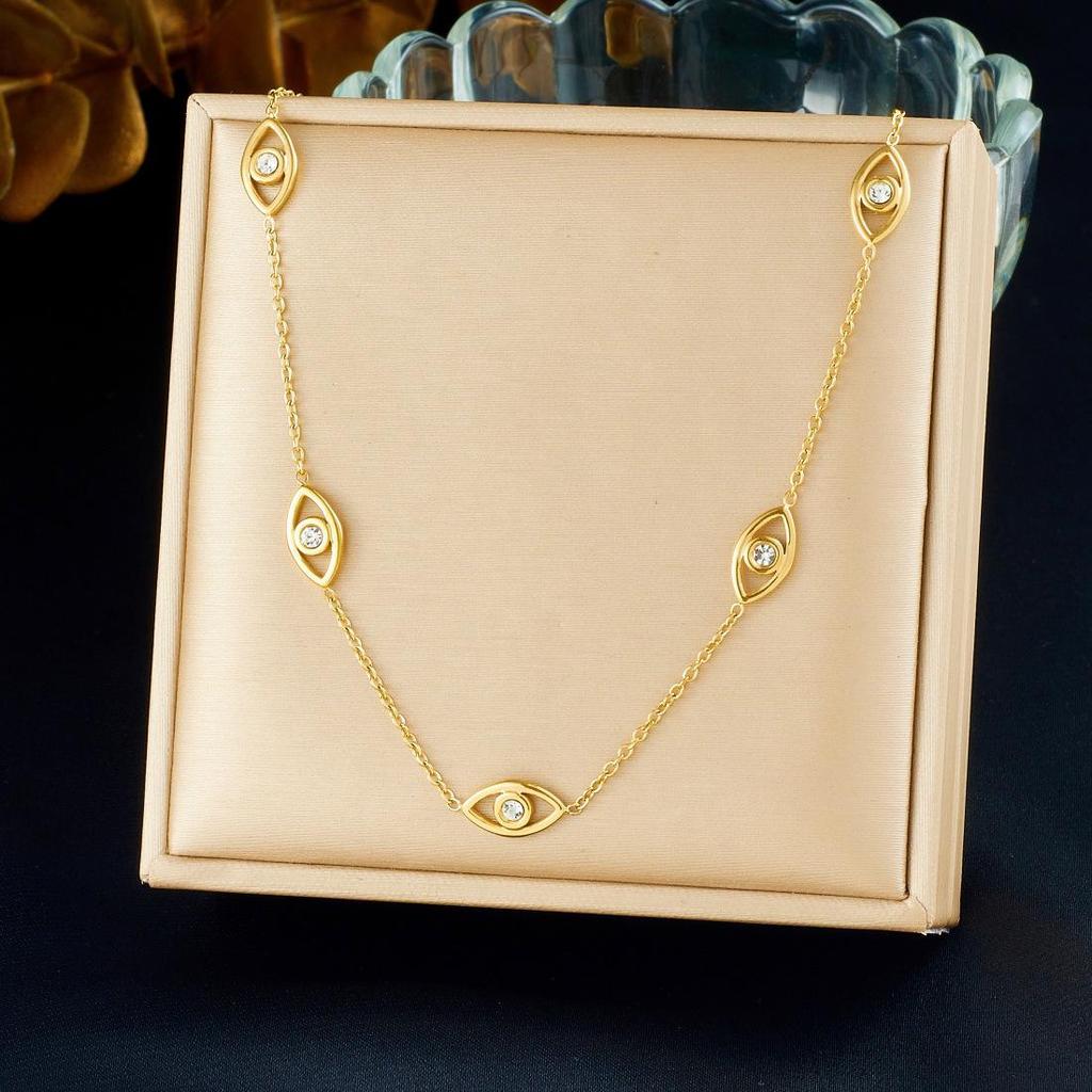 Rhinestone Hollow Gold-Plated Eye Pendant Chain Jewelry Set