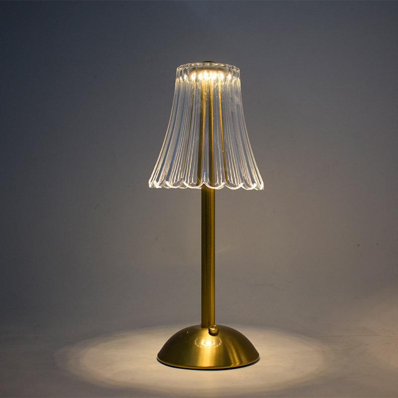 

Retro Crystal Bedside Table Lamp - Luxury Night Light for Master Bedroom