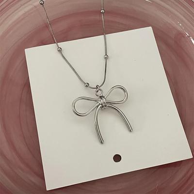 Vintage Sweet Hollow Bow Pendant Necklace For Women Girls  Trendy Aesthetics Clavicle Chain Jewelry Accessories Gifts