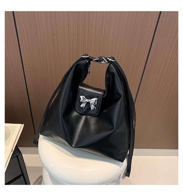 

Высококачественная мягкая ПУ многоцелевая сумка женская весенняя новая повседневная сумка-мессенджер большой вместимости универсальная текстура чёрный