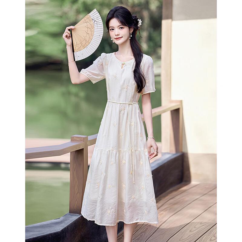 Elegant Embroidered Short Sleeve Midi Dress