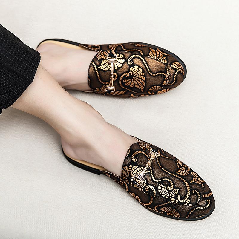 Mode Neue Herrenschuhe Schwarz Herren Halbschuhe Hochwertiges Leder Freizeitschuhe Baotou Leder Slipper Leichte Ballerinas Sandalen