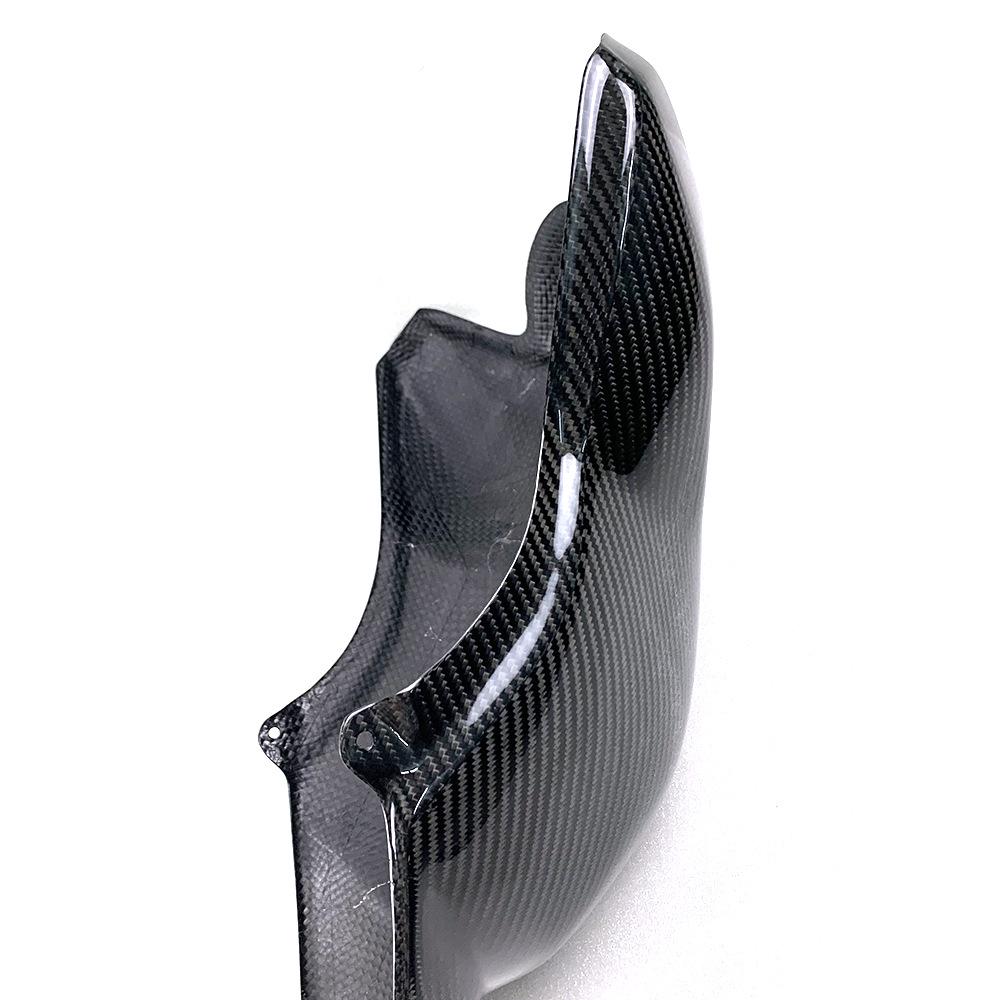 Carbon Fiber Fuel Tank Cap for Panigale V4/V4S/V4R, Streetfighter V4/V4S (2019+)