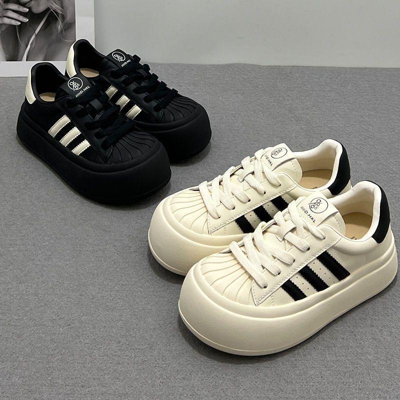 Shell head black board shoes women's summer new round head platform casual panda shoes big head doll shoes