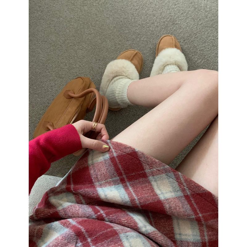 

Autumn 2024 High Waist Red Plaid Wool Midi Skirt for Plus Size Women 3XL (140-150 jin)