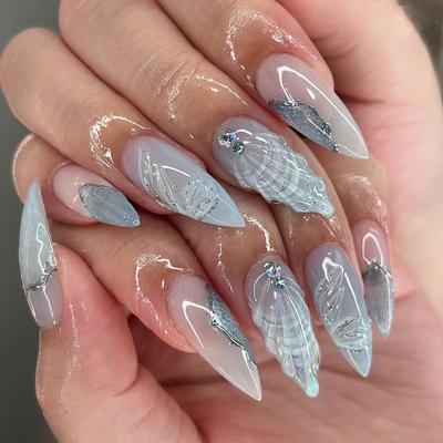 Großhandel beliebte tragbare Nagelspitzen, kühle 3D Wassertropfen Muschel Maniküre mandelförmige künstliche Nägel