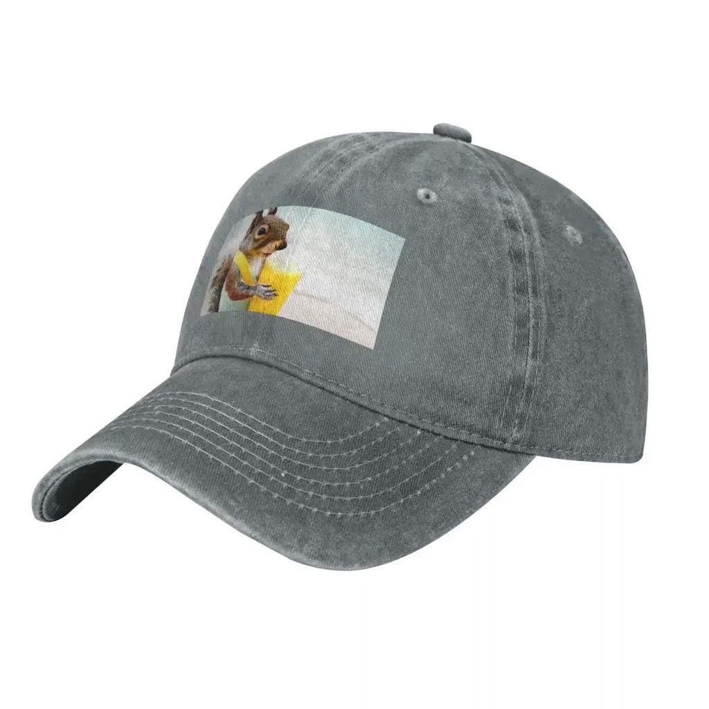Squirrel On The Beach Baseball Cap party Hat Luxury Hat Women Hats Unisexs