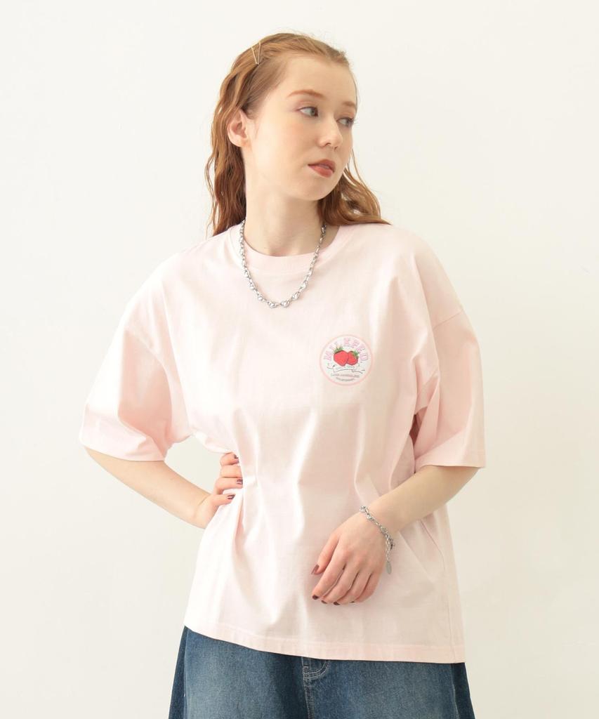 Milkfed Casual Circle Strawberry Logo Short Sleeve Tee in Pink Women's