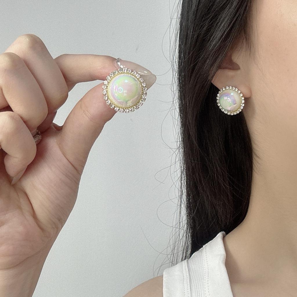South Korea's New Geometric Simple Crack Sponge Pearl Earrings Personalized Mermaid Ji Big Pearl Versatile Earrings