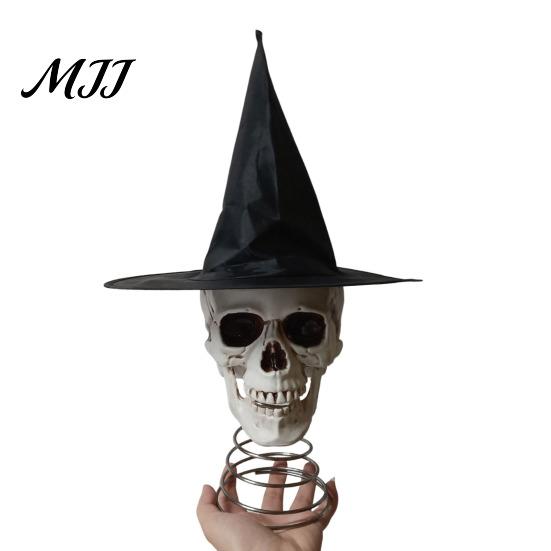 Dark Aesthetic Tree Topper Halloween Witch Hat Skull Topper, Gothic Skeleton Figurine for Black Pointed Party Decor, Spooky Festive Home Ornament,