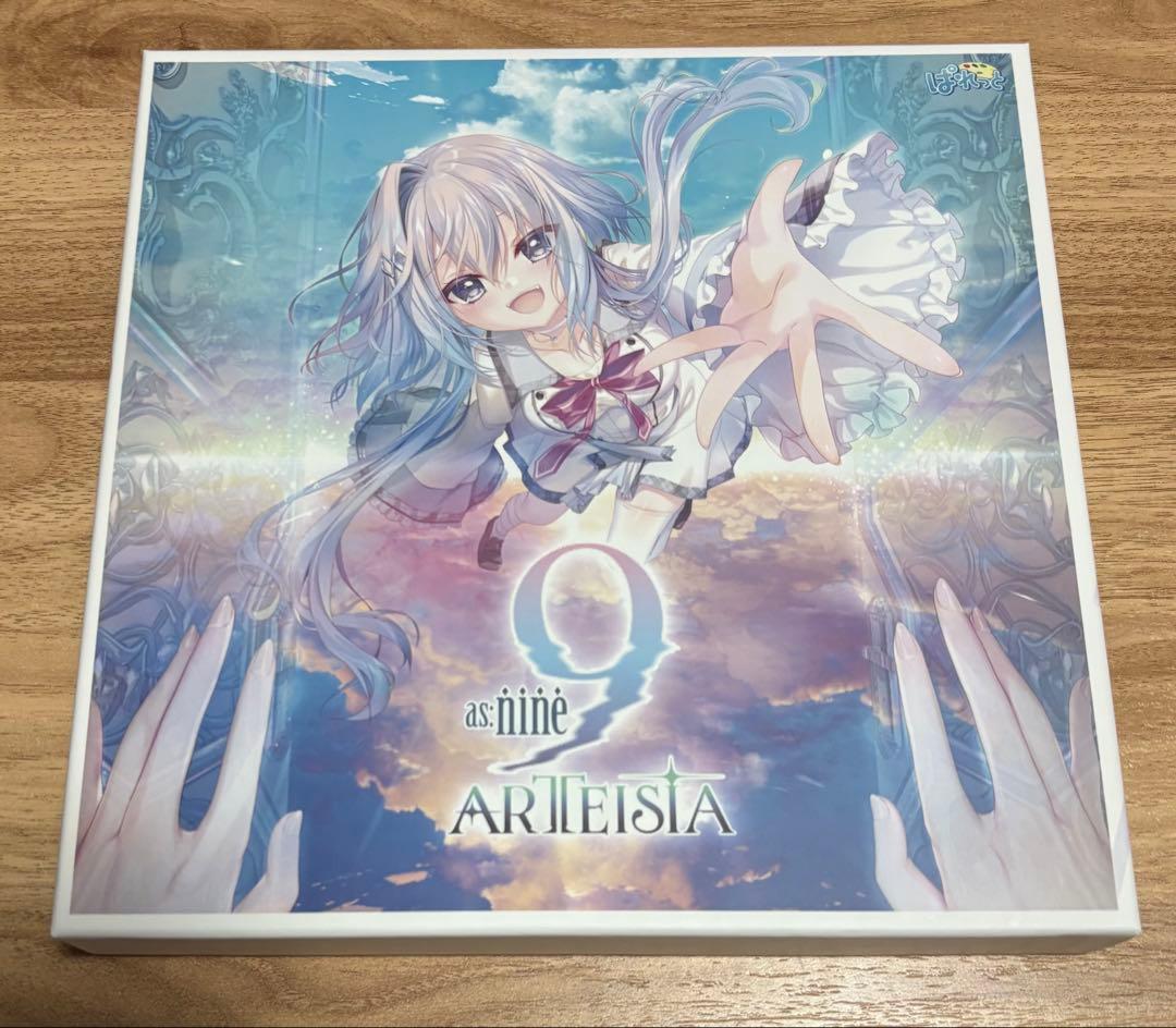 [Б/У] как:9-nine-ARTEISIA Aznine