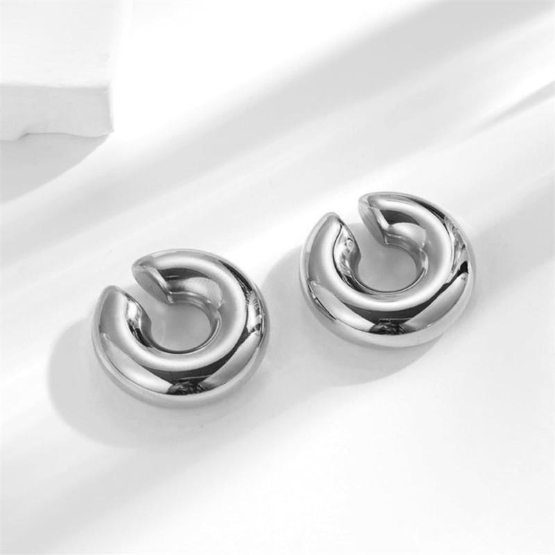 

2024 New Fake Metal C-shaped Ear Clips for Women Open Ear Cuff without Piercing Hiphop Women s Clip Earringsboucle oreille femme