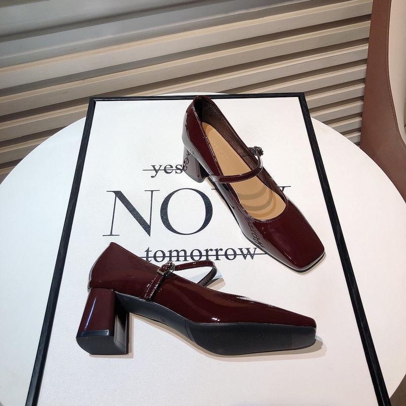 

МОДНЕ ВЗУТТЯ Чоловічі дихаючі спортивні кросівки Спортивне взуття для бігу Відкритий жіночий теніс Тренажер для тренажерного залу 39 бордовий