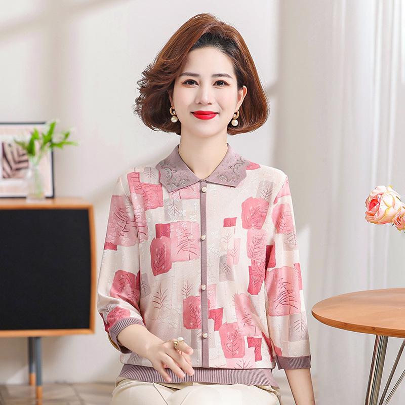 

2026 Spring Collection: Ice Silk Seven-Sleeve Lapel T-shirt for Middle-Aged and Elderly Women - Elegant and Comfortable Summer Top L (for 80-100 jin)