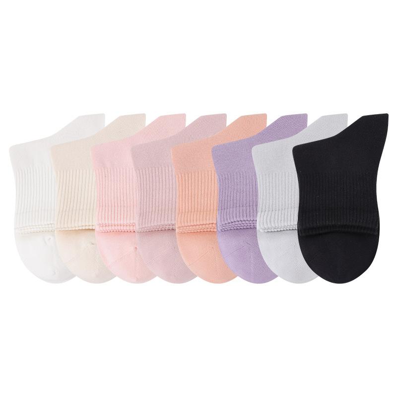 5 Pairs of Women's Thin Sweat-wicking Odor Proof Cotton Sports Mid Tube Socks
