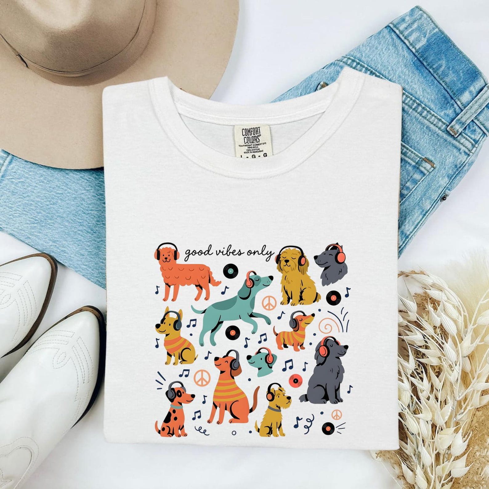 Dog Headphones Shirt Dog Sound Gift Women Line Art Tee Canine Ears T-Shirt Dog Fan Puppy Tshirt Audio Graphic Sketch Music Symbols Tshirt S
