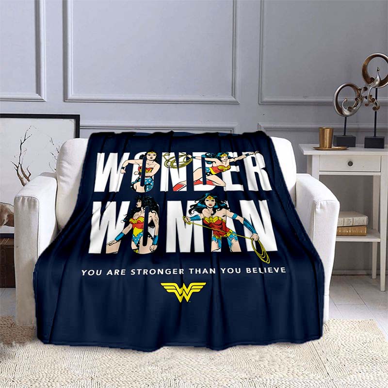 The New Wonder Woman Print Blanket Is a Warm and Comfortable Flannel Blanket, Suitable for Bedrooms, Sofas, Beds, Chairs, Picnic