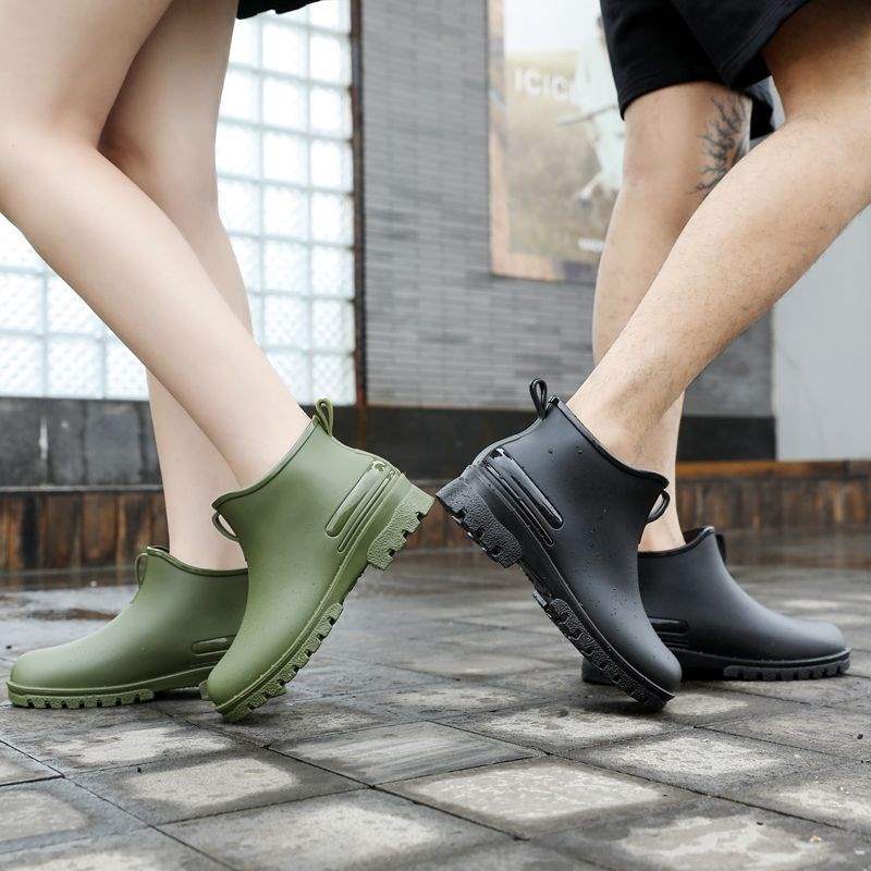 Couple Men's and Women's Short Tube Low-top Rain Shoes Women's Waterproof, Non-slip and Wear-resistant Kitchen Shoes Work Shoes Warm and Velvet Rubbe