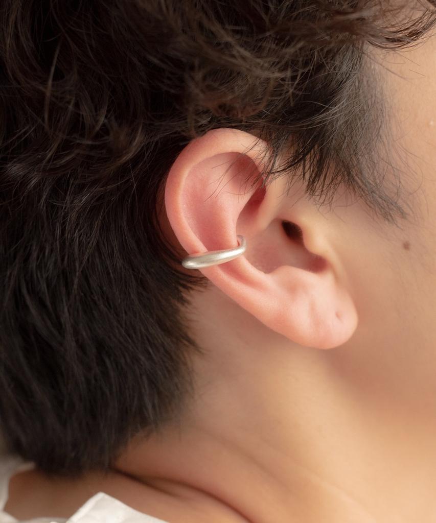 Novice Tokyo Mini Pendulum Ear Cuff / Silver
