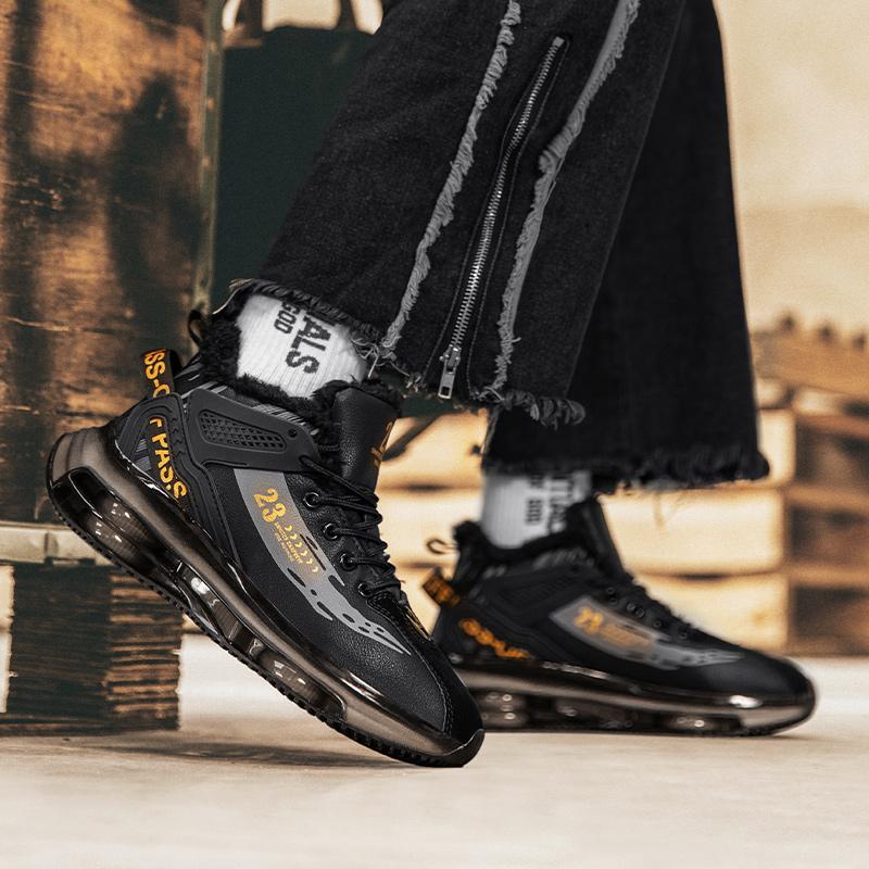 Men's Anti Slip and Wear-resistant Travel Shoes Outdoor Waterproof Sports Shoes Comfortable Men Running Boots Fashionable Shoes