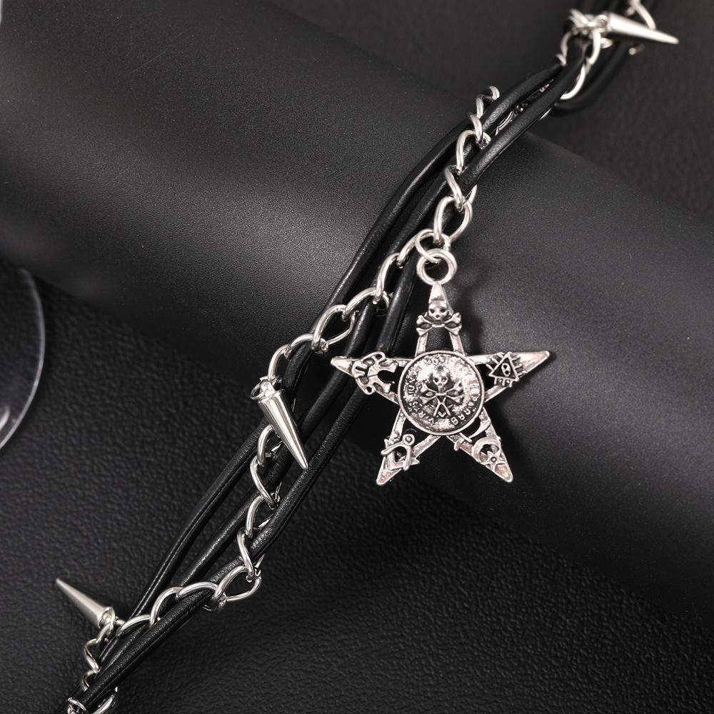 Dark Style Pentagram Leather Choker - Rivet Punk Clavicle Chain for Cool Couples and Hip Hop Trendsetters