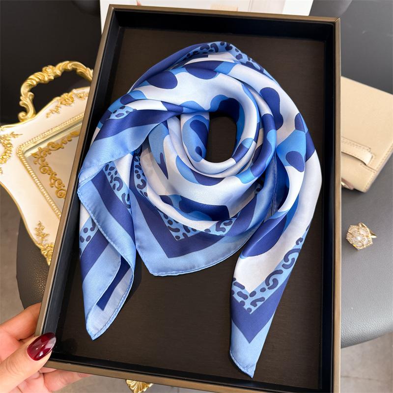 

70cm Luxury Leopard Print Square Silk Scarf Women Hijab Fashion Hair Band Neckerchief Female Ornament Shawl Bandana Bag Scarves 70X70 CM