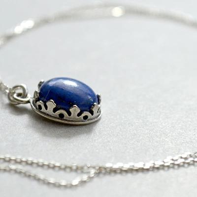 Martha auf dem Dachboden vernet.lapis lazuli