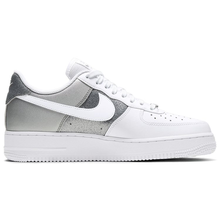 Nike Baskets Air Force 1 07 Blanc Argent Métallisé Femme DD6629-100