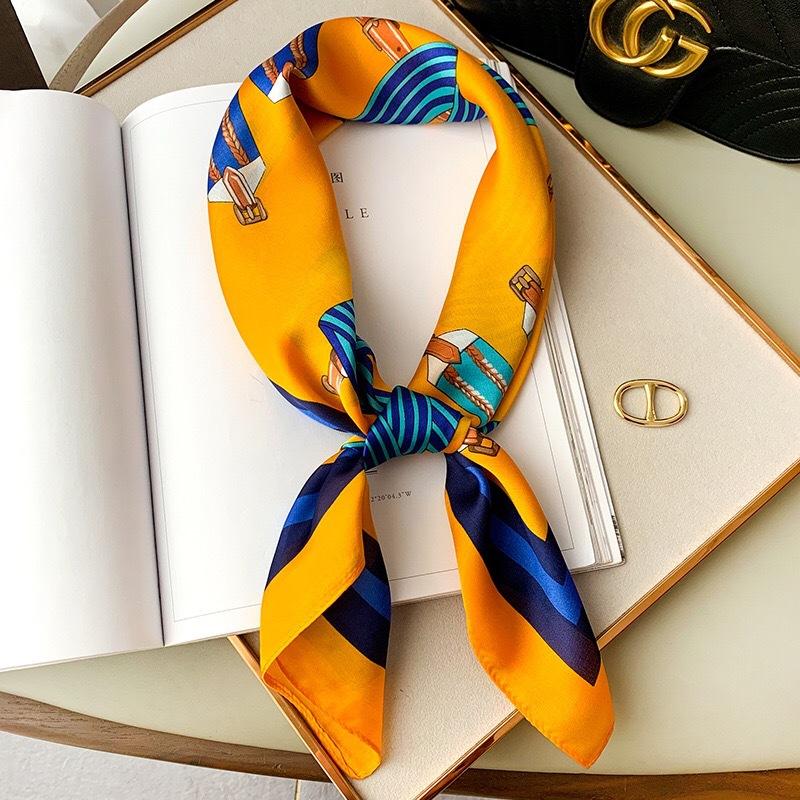 New Luxury Design 70*70Cm Horse Print Silk Square Scarf Women Soft Satin Hairband Neckerchief Office Hijab Headband Foulard Gift