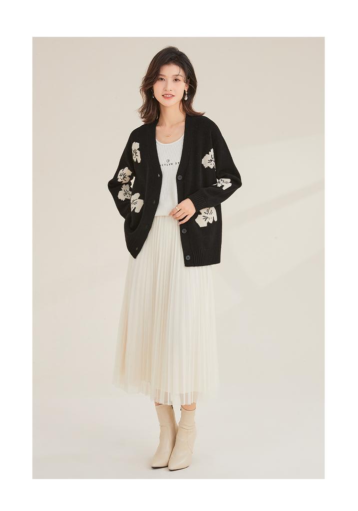 Retro Jacquard Cardigan Cotton Wool 100% Autumn/Winter V-neck Coat Versatile Women's Woolen Sweater for Daily Use