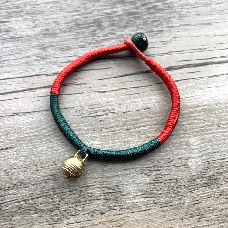 

Винтажный плетеный браслет из красной веревки ручной работы, милый браслет с колокольчиком для девушек Мори, керамическая подвеска, простые парные украшения