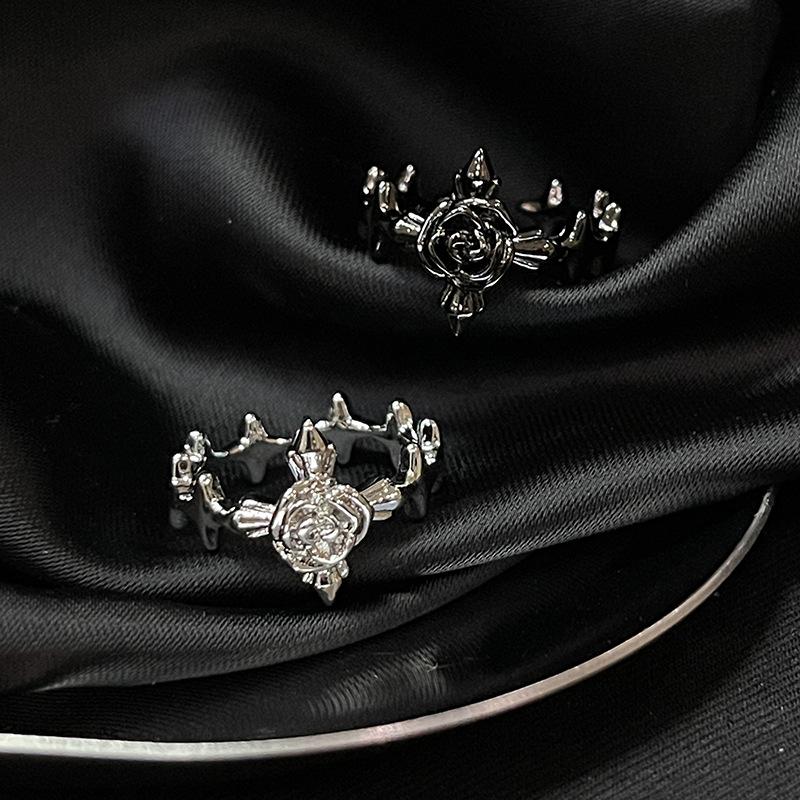 Niche Design Cold Wind High Sense Open Ring Cross Set Dark Personality Retro Index Finger Ring