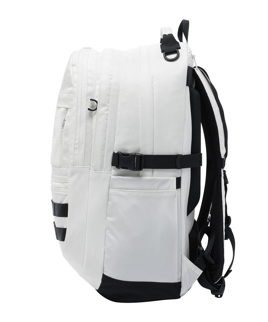 Wacky Willy [26Ss] Flight V2 Backpack 33L Ivory
