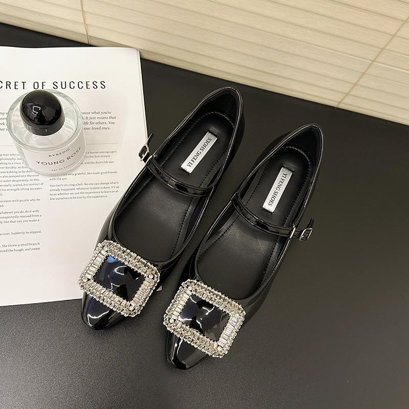 Small inner height increase single shoes women's patent leather one-word buckle 2025 new French rhinestone flat Mary Jane women's shoes