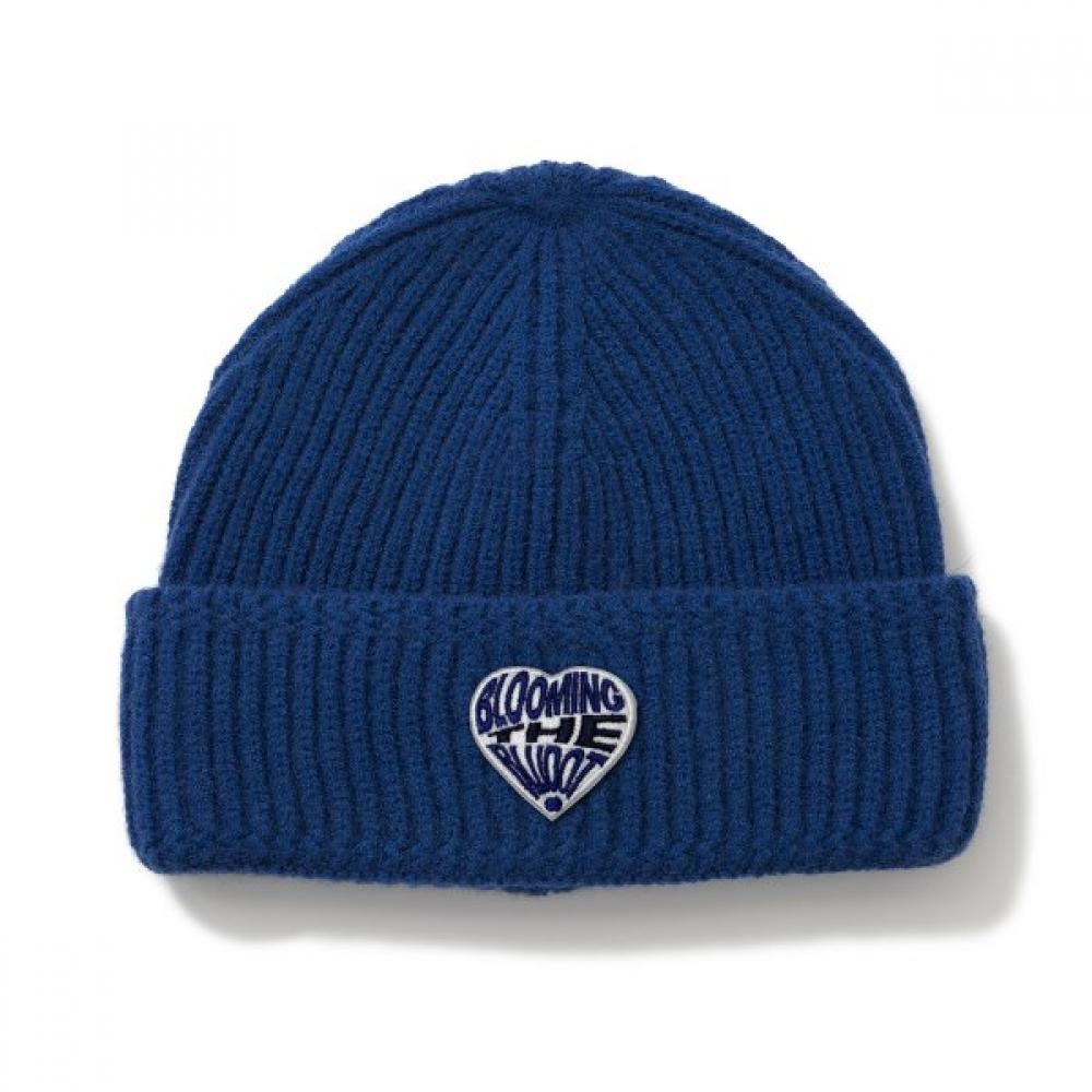 Blu Dot Gorro de Malha com Brasão de Coração Bl
