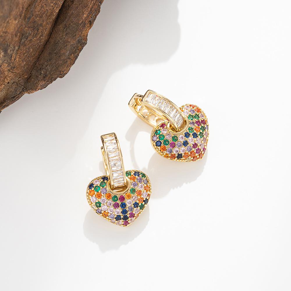 Orecchini a Clip a Forma di Cuore con Zirconi Moda Orecchini a Bottone Eleganti di Lusso Per Donna Accessorio Versatile