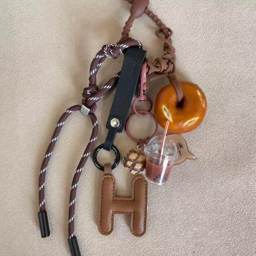 2023 Luxury Handmade Genuine Leather Women's Bag with Sheepskin Heart Pendant