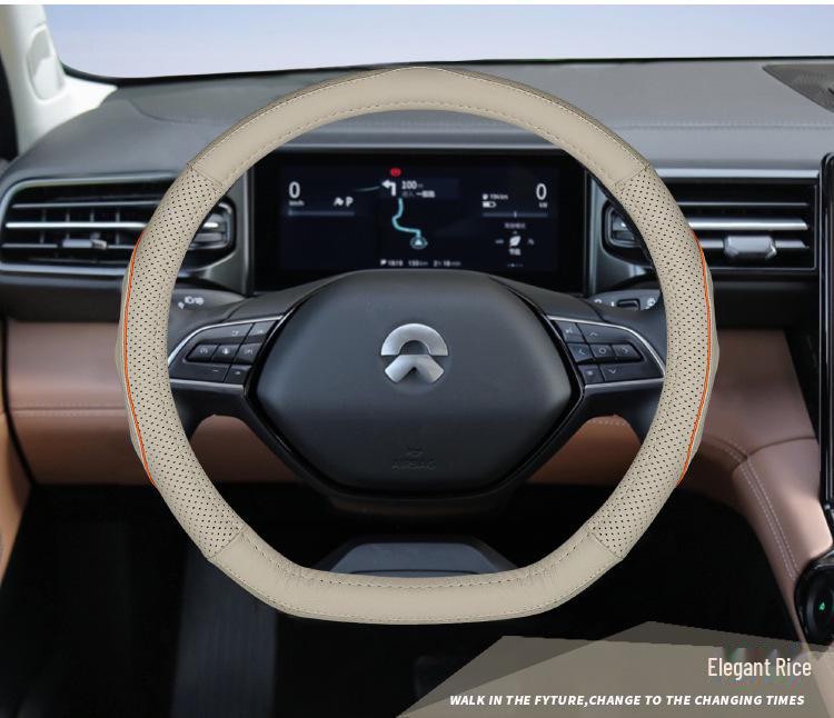 Genuine Leather D-Type Steering Wheel Cover for Weilai ES6/ES8/EC6 - All-Season, Breathable & Non-Slip.